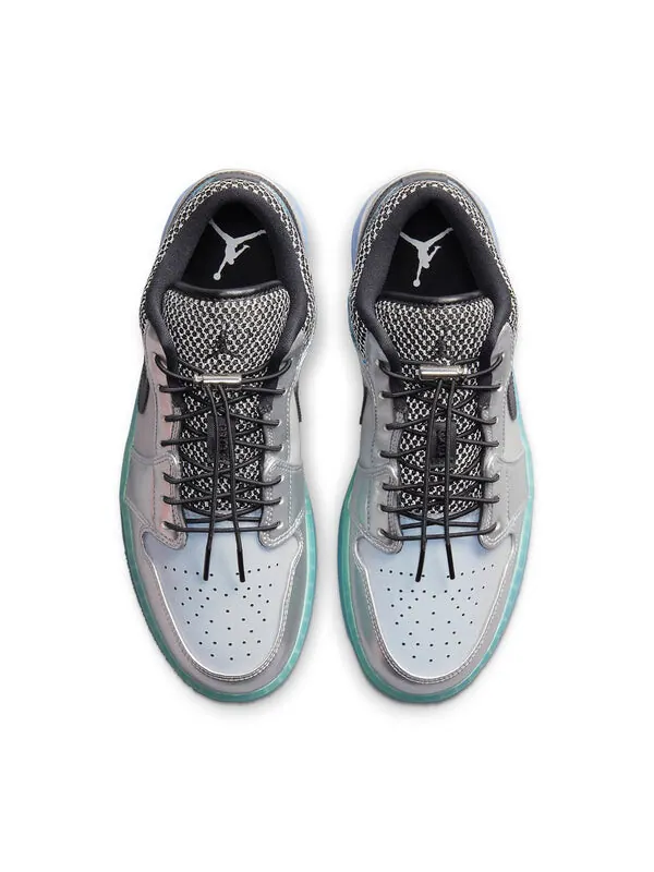 Кроссовки 1 low se Air Jordan — изображение 4 из 4, серебристый/серый/черный