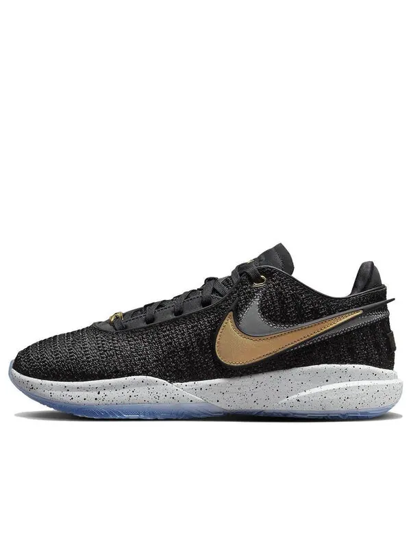 Кроссовки Nike LeBron 20 'Fab 5' — изображение 1 из 4