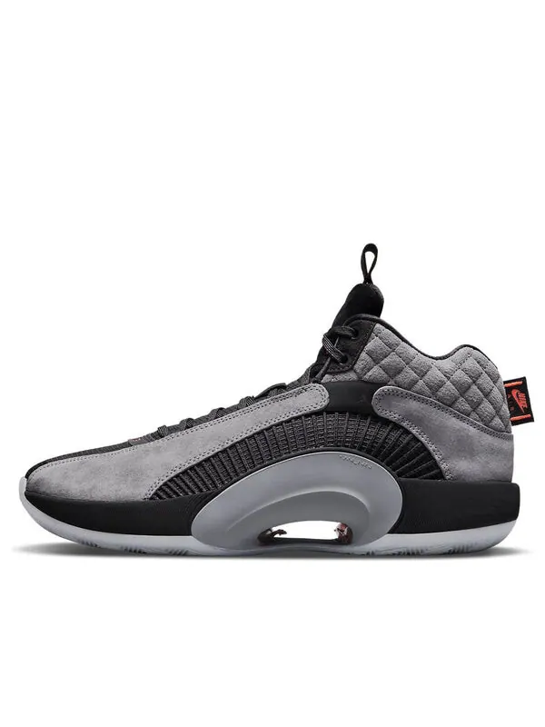 Кроссовки 35 Air Jordan — изображение 1 из 4, серый