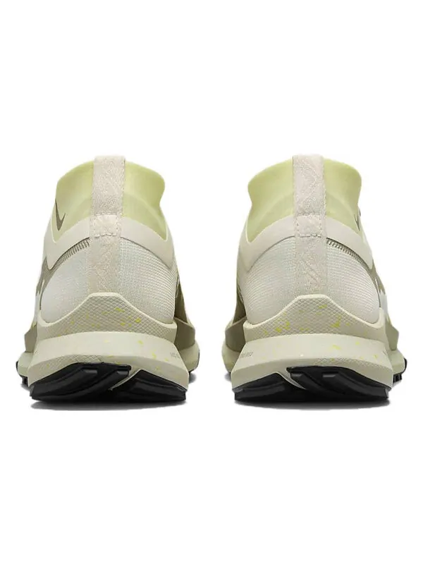 Кроссовки (WMNS) Nike Pegasus Trail 4 GORE-TEX Waterproof Trail Running Shoes 'Pale Ivory Neutral — изображение 4 из 4