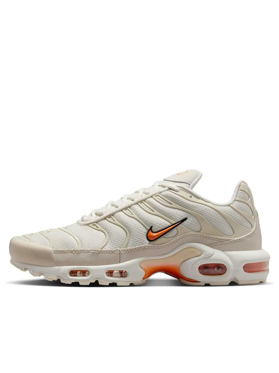 Кроссовки Nike Air Max Plus 'Phantom Safety Orange' — изображение 1 из 6, бежевый