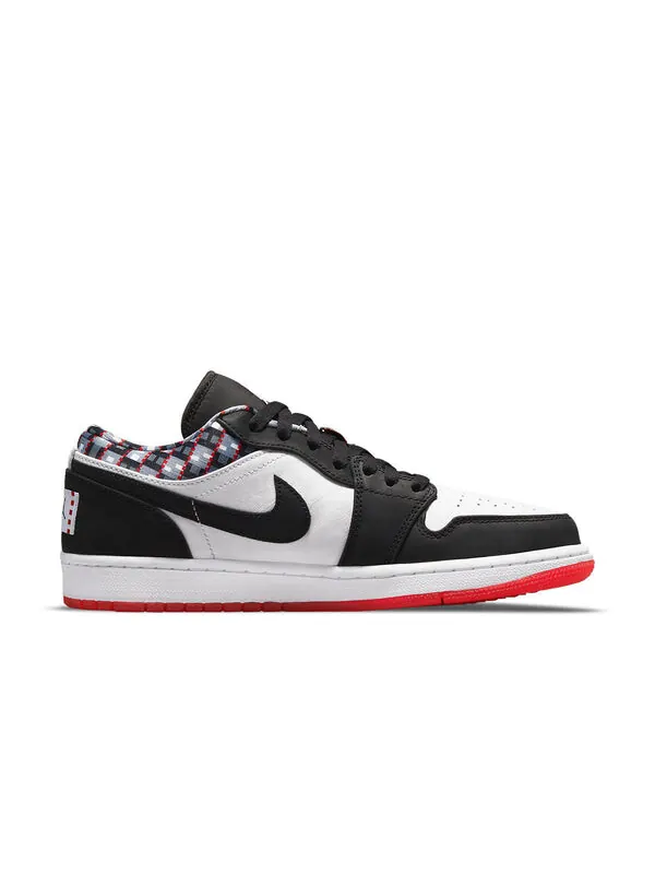 Кроссовки 1 низкие Air Jordan — изображение 2 из 4, черный/белый