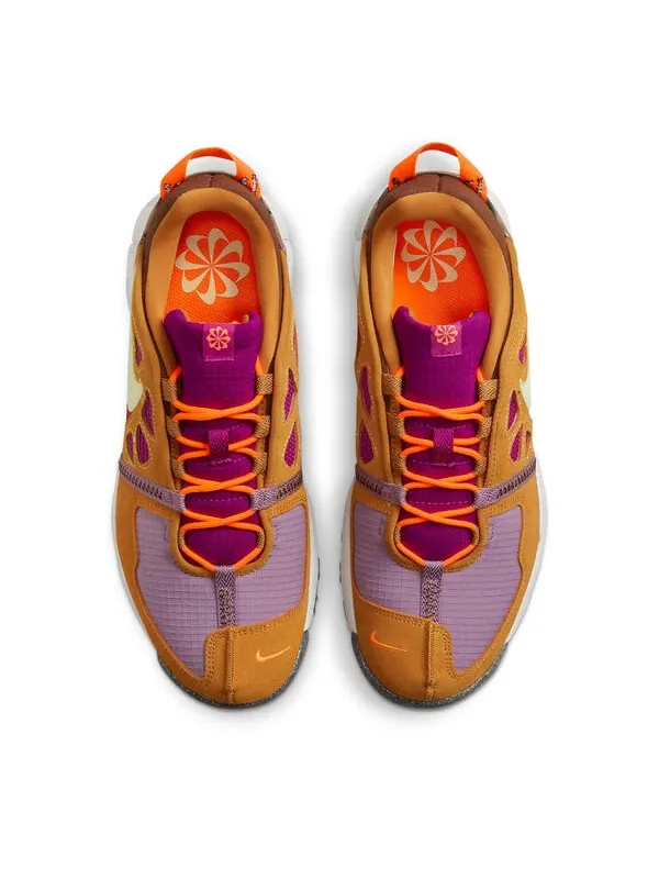 Кроссовки Nike Terra Vista Next Nature — изображение 4 из 4, желтый/фиолетовый