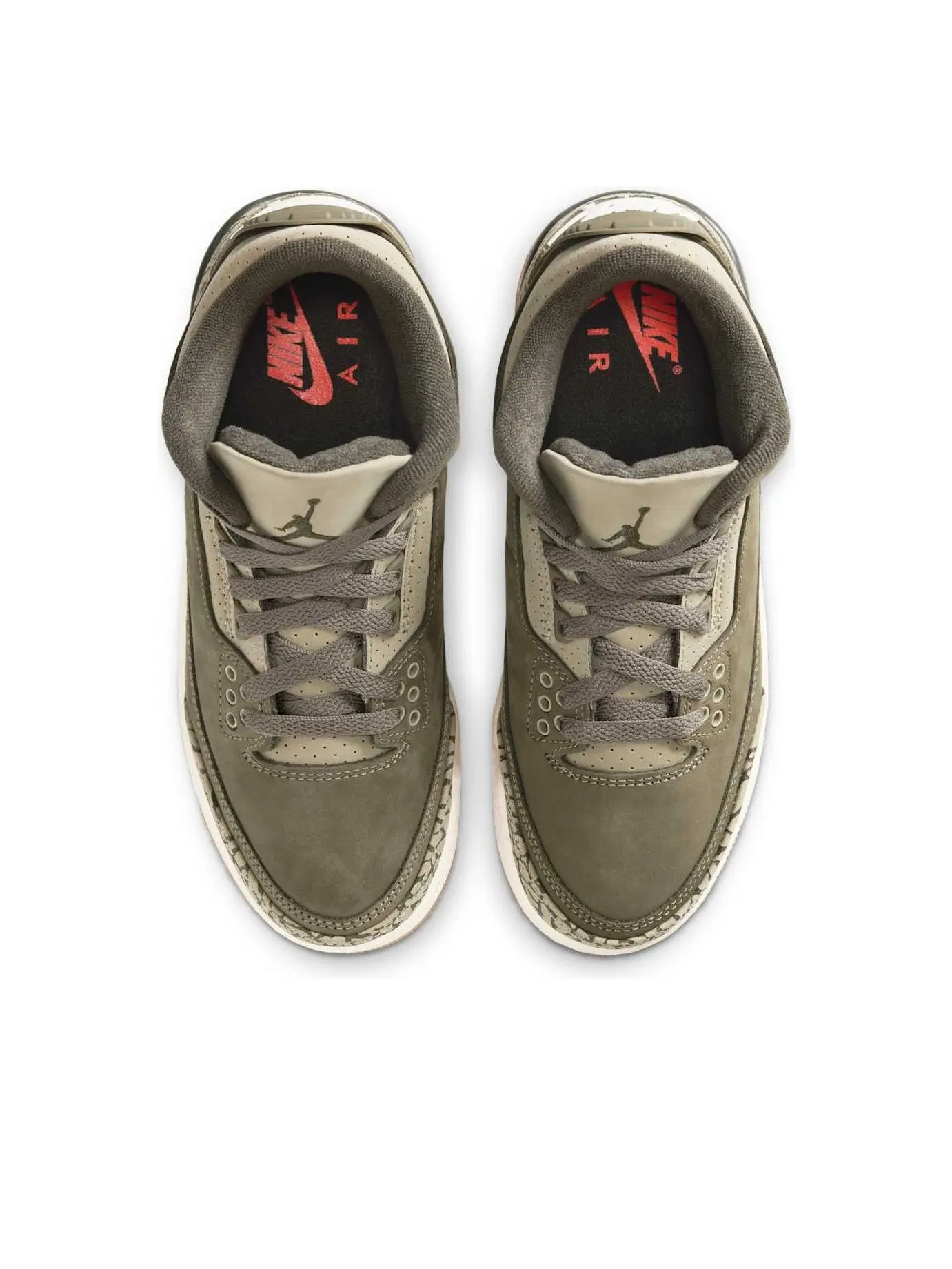 Кроссовки (GS) Air Jordan 3 'Family Affair' — изображение 2 из 6, зеленый