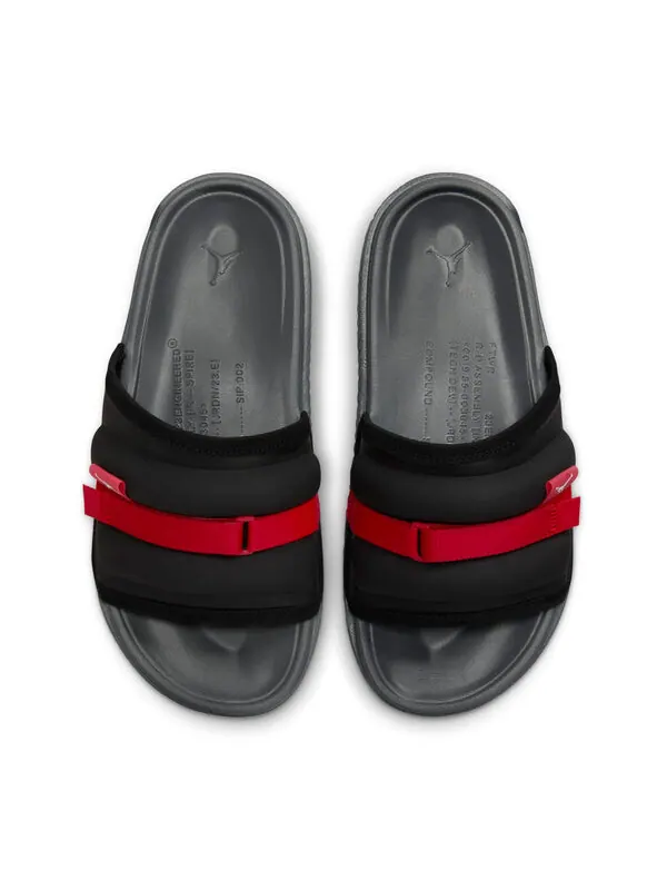 Тапочки super play slide 'black fire red' Air Jordan — изображение 3 из 4, черный/красный