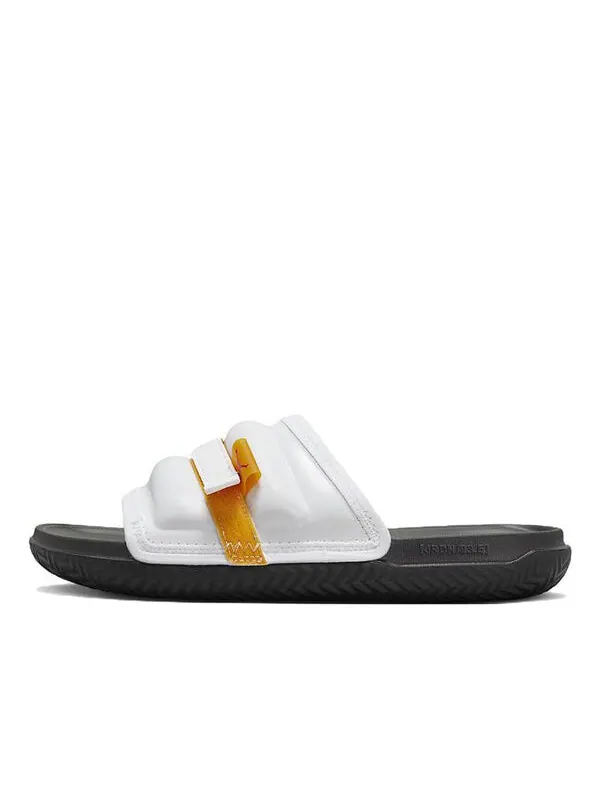 Тапочки super play slide 'white taxi' Air Jordan — изображение 1 из 4, белый/оранжевый