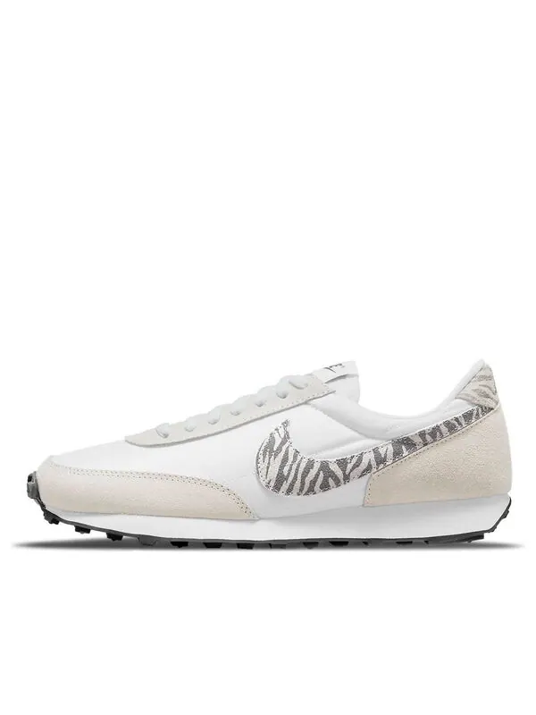 Кроссовки рассвет se Nike — изображение 1 из 4, белый
