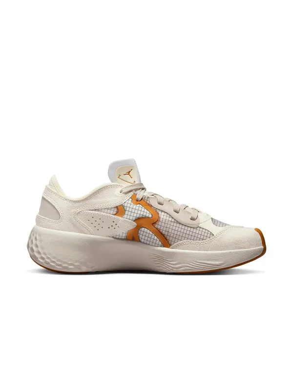 Кроссовки дельта 3 Air Jordan — изображение 2 из 4, белый/желтый
