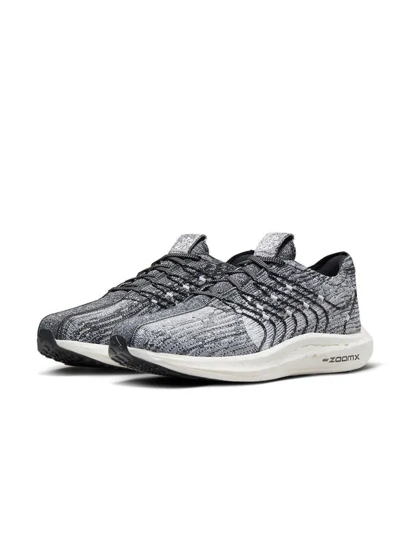 Кроссовки pegasus turbo next nature 'black white' Nike — изображение 2 из 4, черный/белый