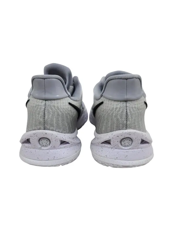 Кроссовки Nike Kyrie Low 4 TB 'Wolf Grey' — изображение 3 из 4, серый/черный