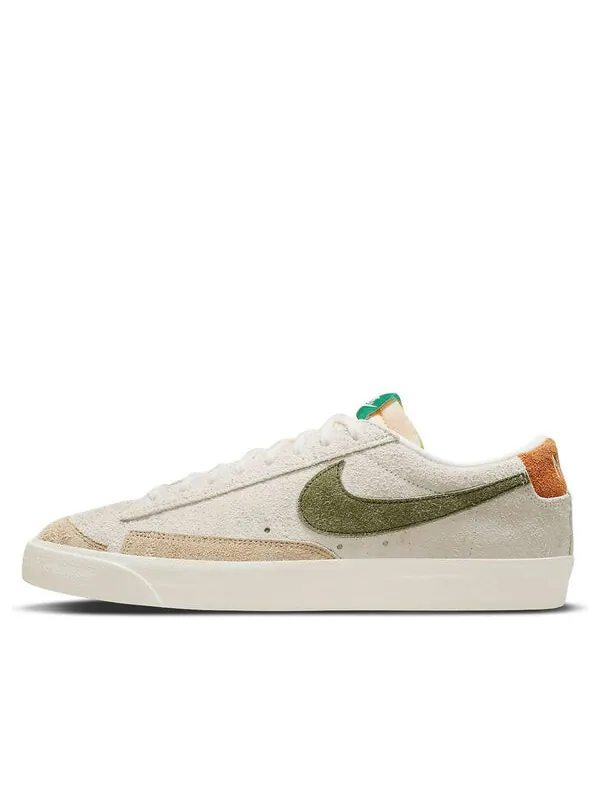 Кроссовки blazer low '77 premium 'ugly duckling' Nike — изображение 1 из 4, кремовый/зеленый