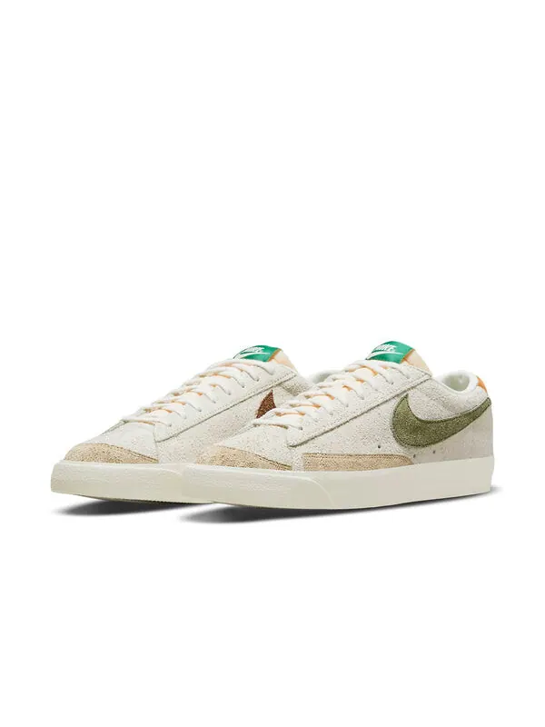 Кроссовки blazer low '77 premium 'ugly duckling' Nike — изображение 3 из 4, кремовый/зеленый