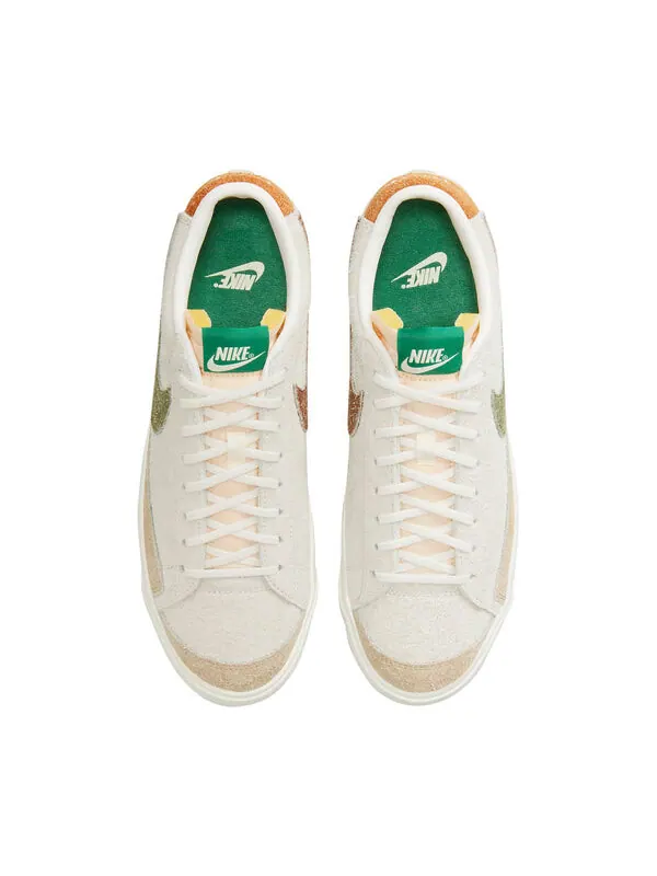 Кроссовки blazer low '77 premium 'ugly duckling' Nike — изображение 4 из 4, кремовый/зеленый