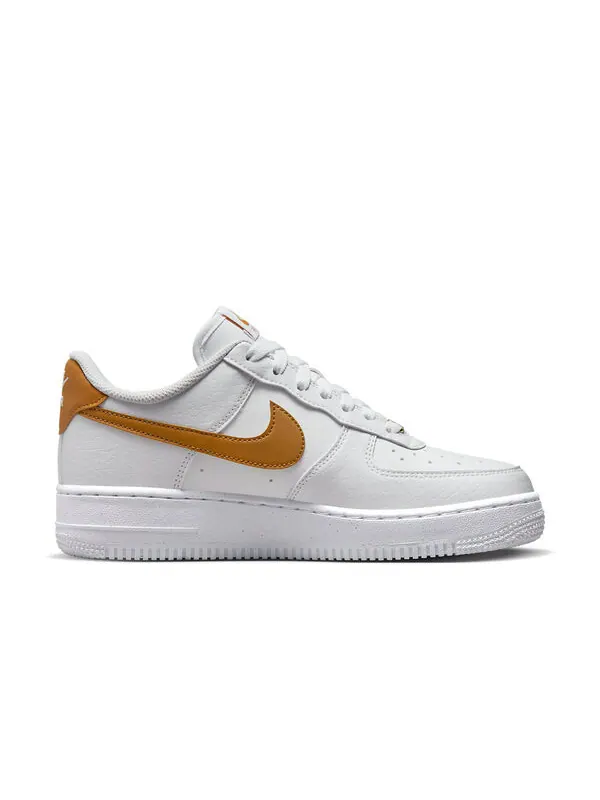 Кроссовки air force 1 low '07 next nature 'white gold suede' Nike — изображение 2 из 4, белый/золотистый