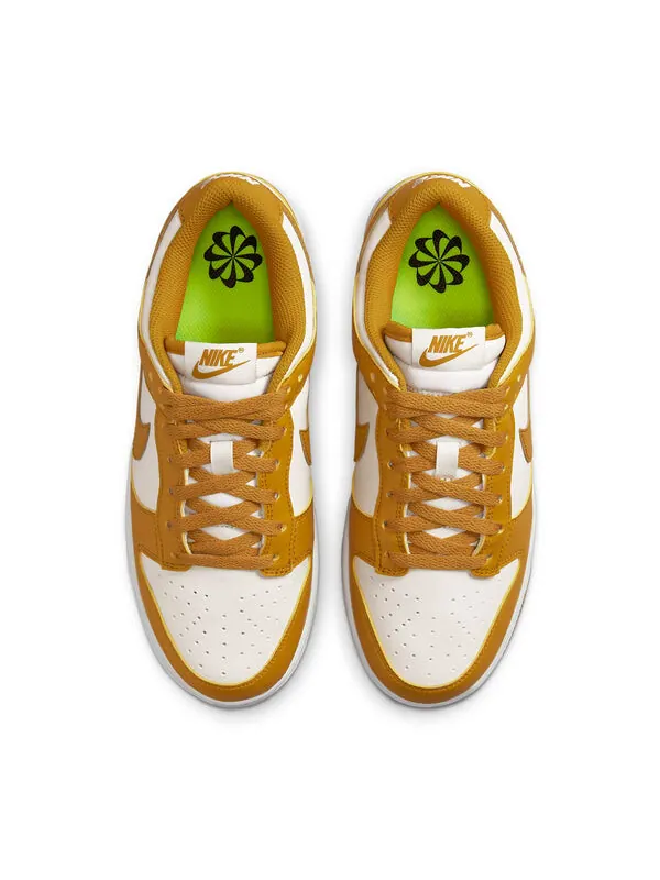 Кроссовки dunk low next nature 'gold phantom' Nike — изображение 4 из 4, золотистый-белый