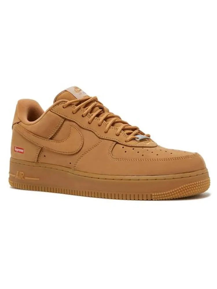 Кроссовки Nike x Supreme Air Force 1 Low SP 'Wheat' — изображение 4 из 5, бежевый
