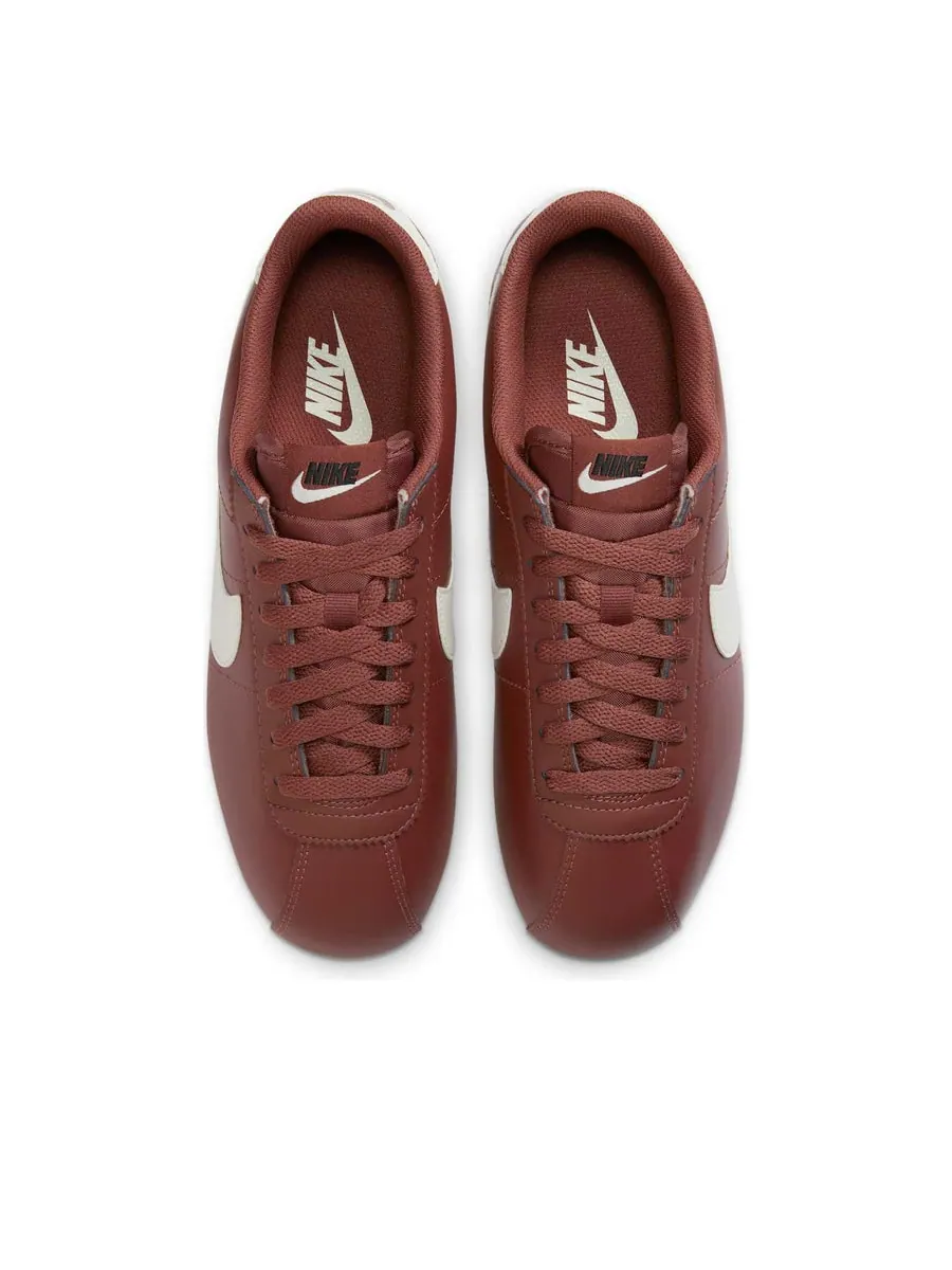 Кроссовки (WMNS) Nike Cortez Leather 'Red Sepia Black Sail' — изображение 4 из 6, красный