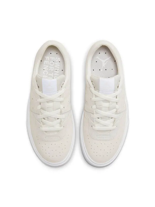 Кроссовки series 'sail' Air Jordan — изображение 4 из 4, белый