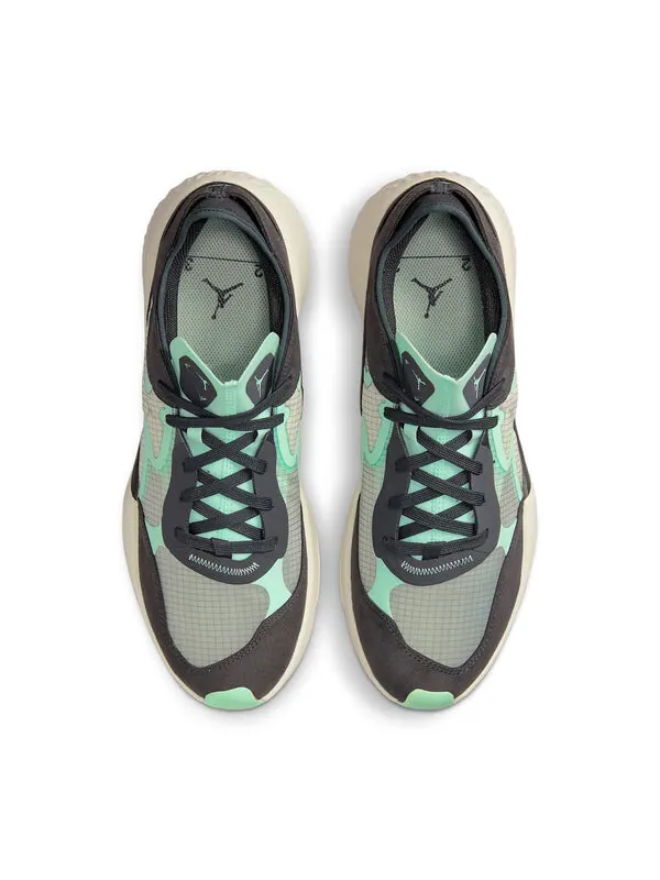 Кроссовки delta 3 низкие Air Jordan — изображение 4 из 4, черный/зеленый