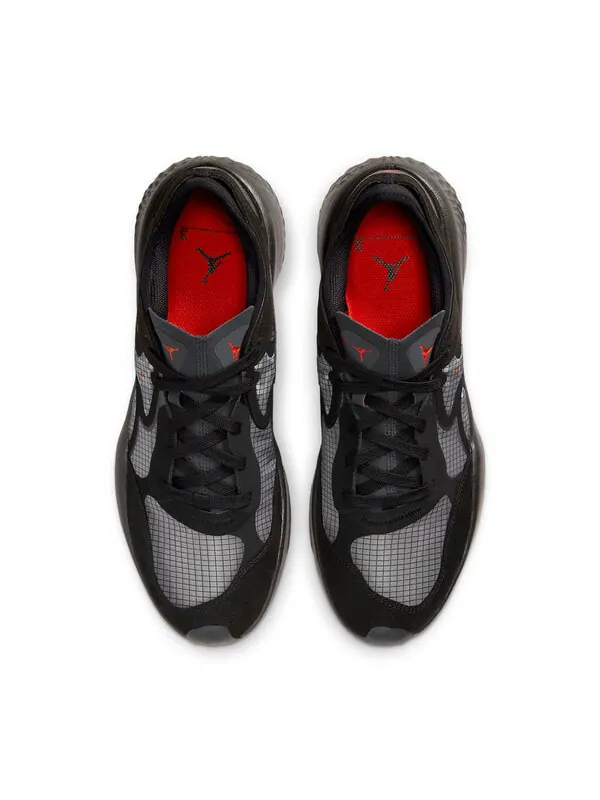 Кроссовки delta 3 низкие Air Jordan — изображение 4 из 4, черный/серый