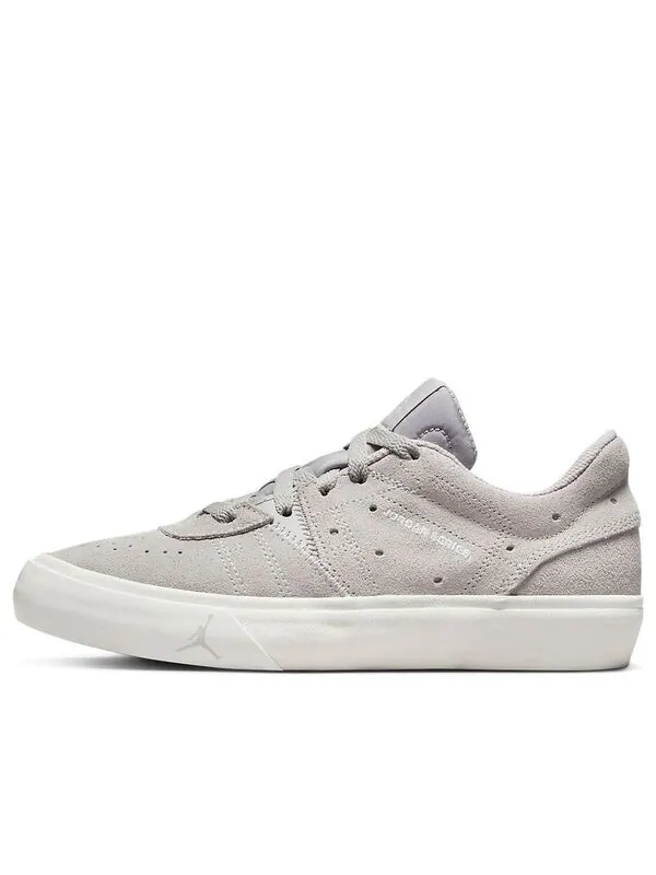 Кроссовки jordan series Air Jordan — изображение 1 из 4, серый