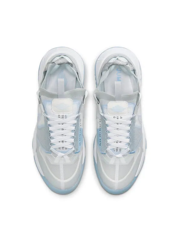 Кроссовки дельта брызнуть Air Jordan — изображение 4 из 4, серый/-белый