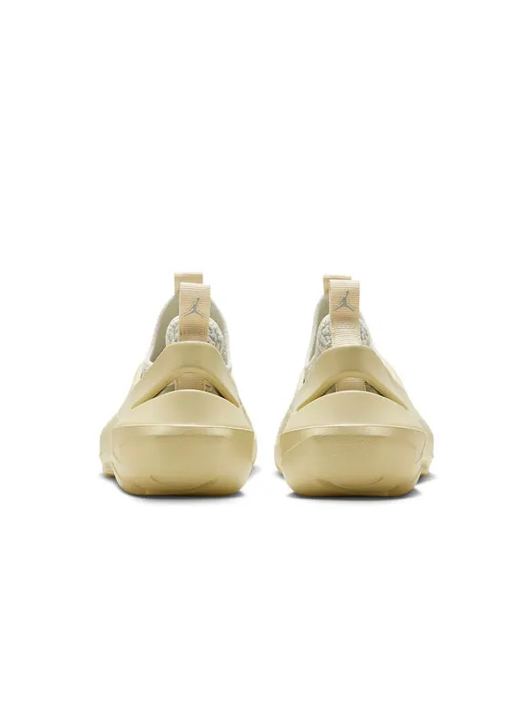 Кроссовки system.23 Air Jordan — изображение 4 из 4, золотистый/белый/серый