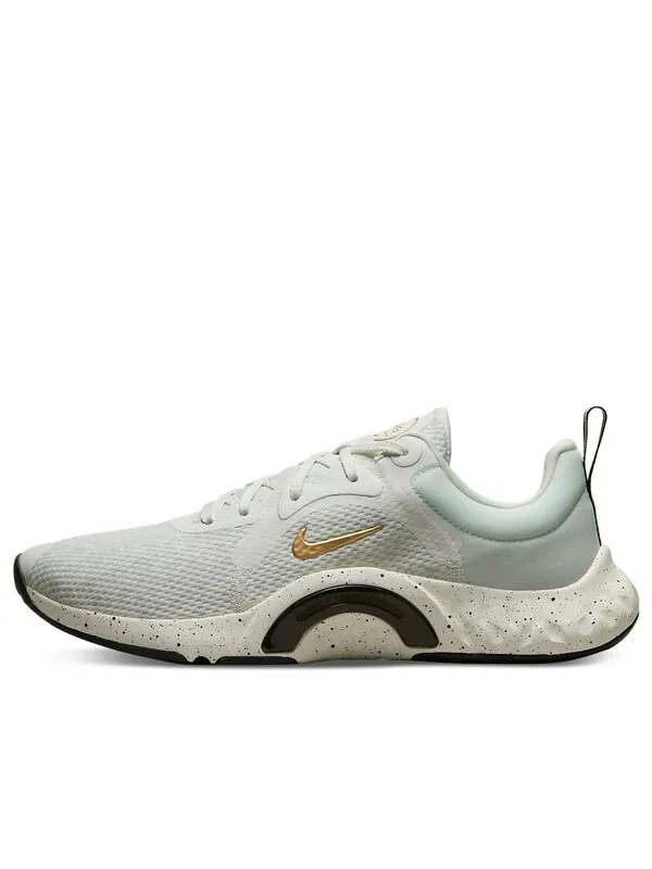 Кроссовки обновятся в сезоне tr 11 premium wide Nike — изображение 1 из 4, белый