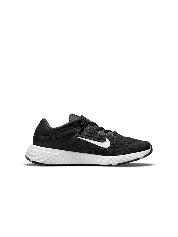 Кроссовки Revolution 6 Flyease 4e Nike — изображение 2 из 4, черный/белый