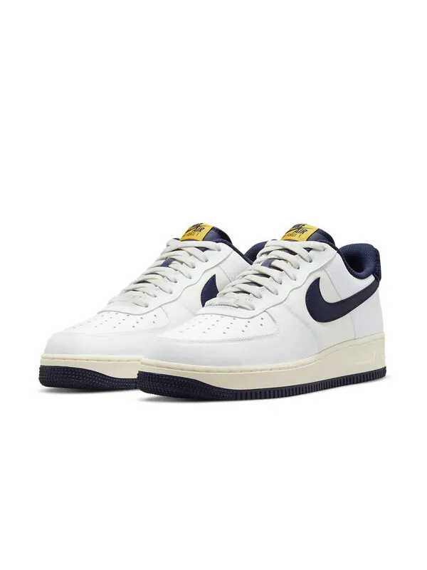 Кроссовки air force 1 '07 lv8 'varsity jacket - michigan' Nike — изображение 3 из 4, белый/синий/желтый