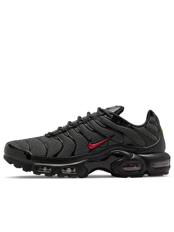 Кроссовки air max plus Nike — изображение 1 из 4, черный/красный