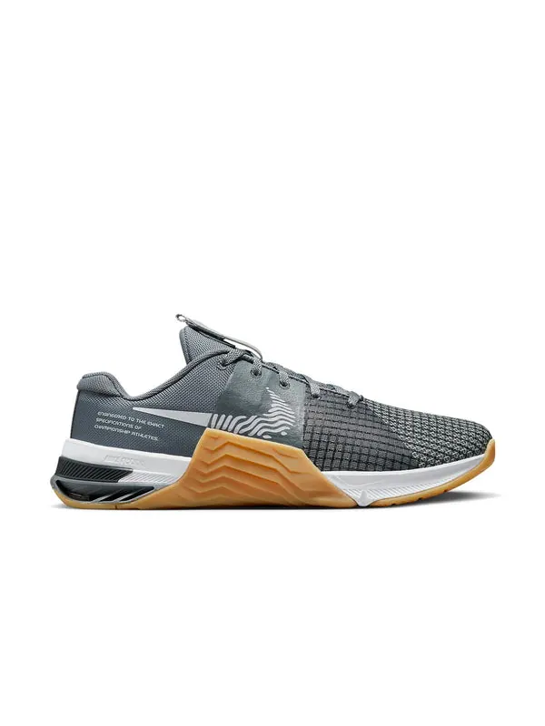 Кроссовки metcon 8 'smoke grey gum' Nike — изображение 2 из 4, серый/белый