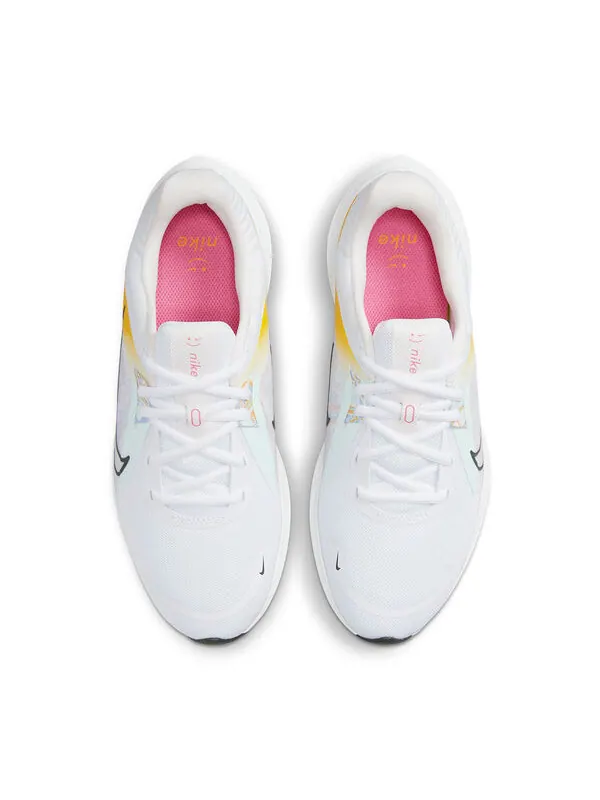 Кроссовки квест 5 премиум Nike — изображение 4 из 4, белый/черный