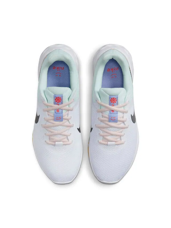 Кроссовки Revolution 6 Next Nature Premium Nike — изображение 4 из 4, белый/черный/зеленый