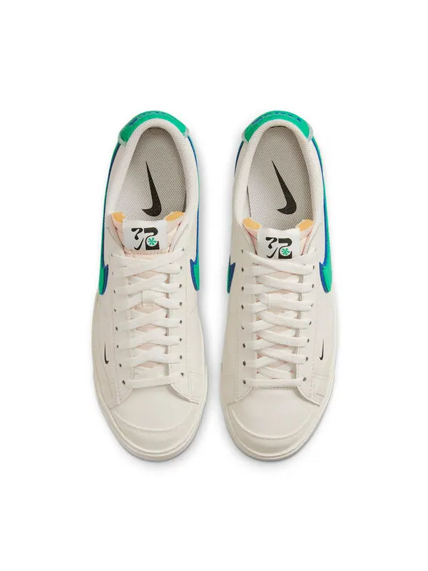 Кроссовки blazer low '77 se 'double swoosh - phantom green royal' Nike — изображение 4 из 4, кремовый/зеленый