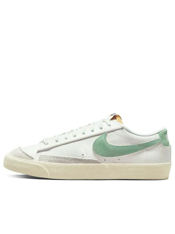 Кроссовки blazer low '77 premium 'certified fresh' Nike — изображение 1 из 4, белый/зеленый
