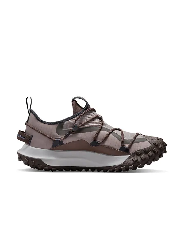 Кроссовки acg mountain fly low se 'ironstone' Nike — изображение 2 из 4, серый/желтый/светлый