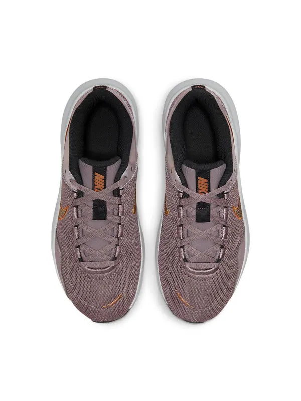 Кроссовки legend essential 3 next nature premium Nike — изображение 4 из 4, серо-красный