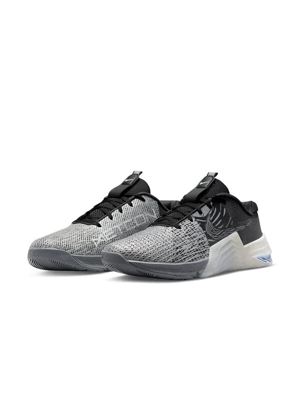 Кроссовки metcon 8 amp Nike — изображение 3 из 4, серый