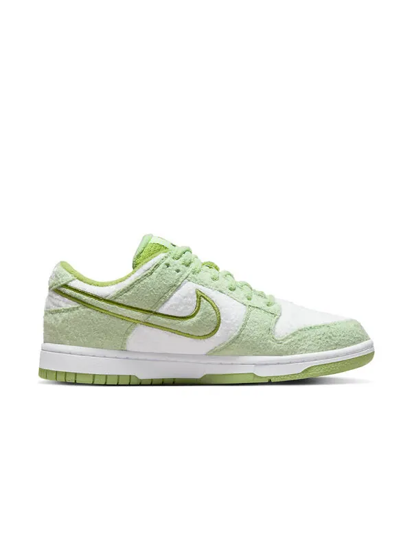 Кроссовки dunk low se 'fleece - honeydew' Nike — изображение 2 из 4, желтый