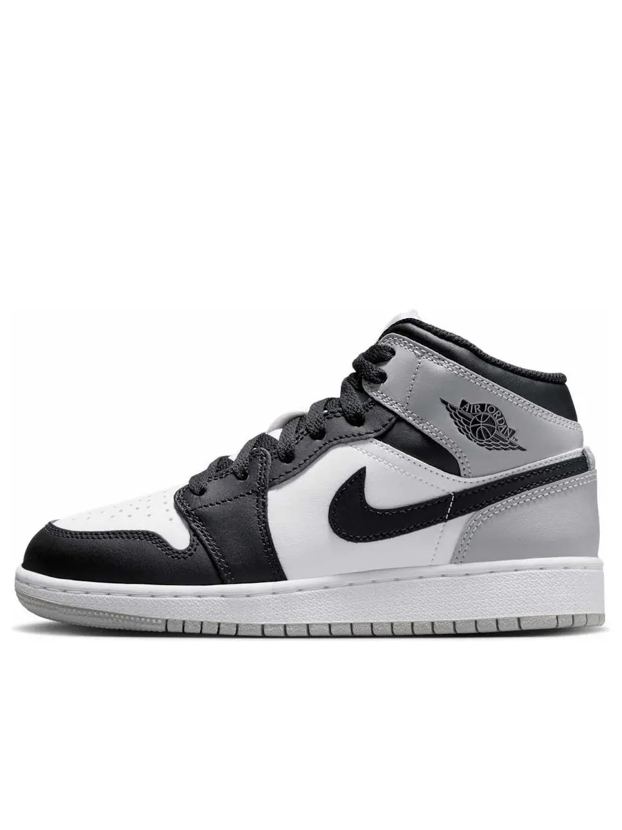 Кроссовки (GS) Air Jordan 1 Mid 'Barons' — изображение 1 из 6, серый