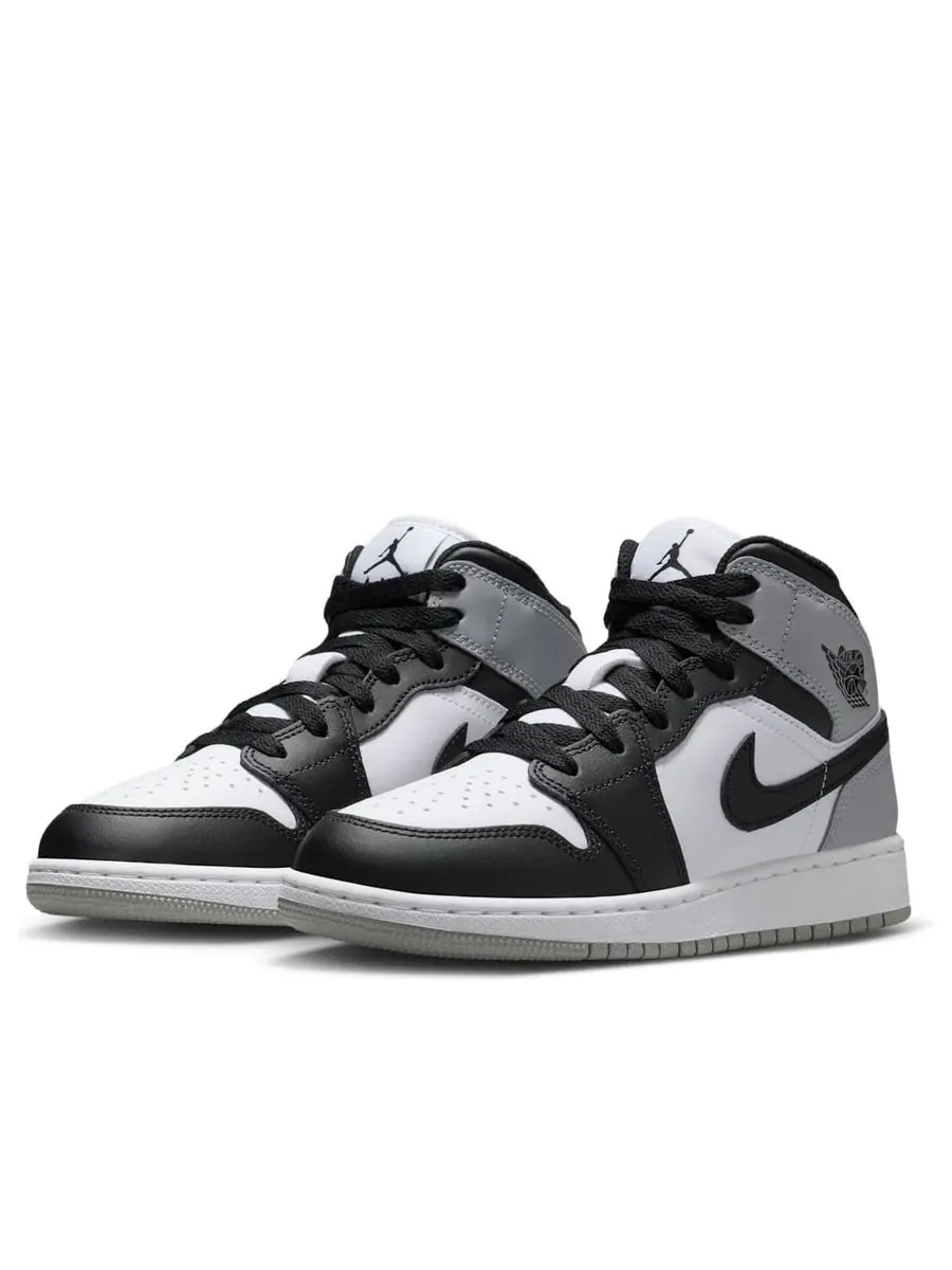 Кроссовки (GS) Air Jordan 1 Mid 'Barons' — изображение 3 из 6, серый