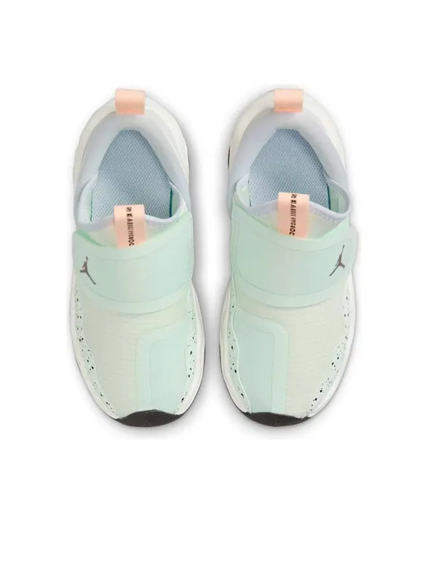 Кроссовки 23/7 'barely green grey' Air Jordan — изображение 4 из 4, зеленый/серый