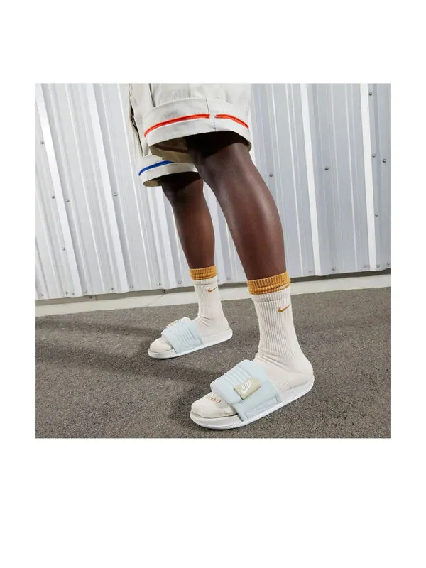 Тапочки offcourt adjust slide 'light silver sail' Nike — изображение 2 из 4