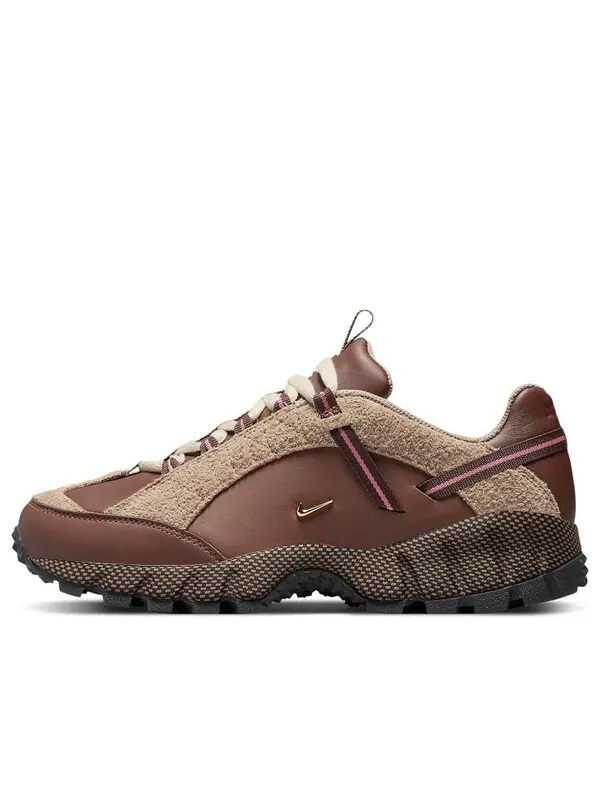 Кроссовки jacquemus x air humara lx Nike — изображение 1 из 4, коричневый/розовый