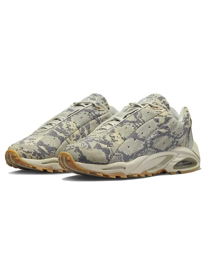 Кроссовки Nike NOCTA x Hot Step Air Terra "Distant Regards" Light Bone, кремовые — изображение 3 из 7, бежевый