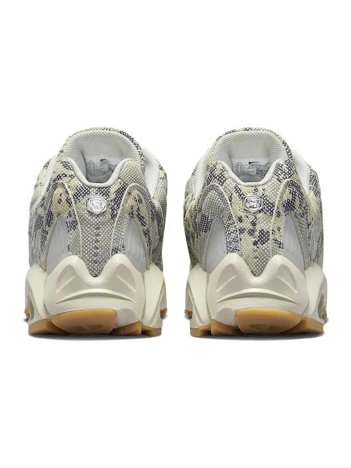 Кроссовки Nike NOCTA x Hot Step Air Terra "Distant Regards" Light Bone, кремовые — изображение 5 из 7, бежевый