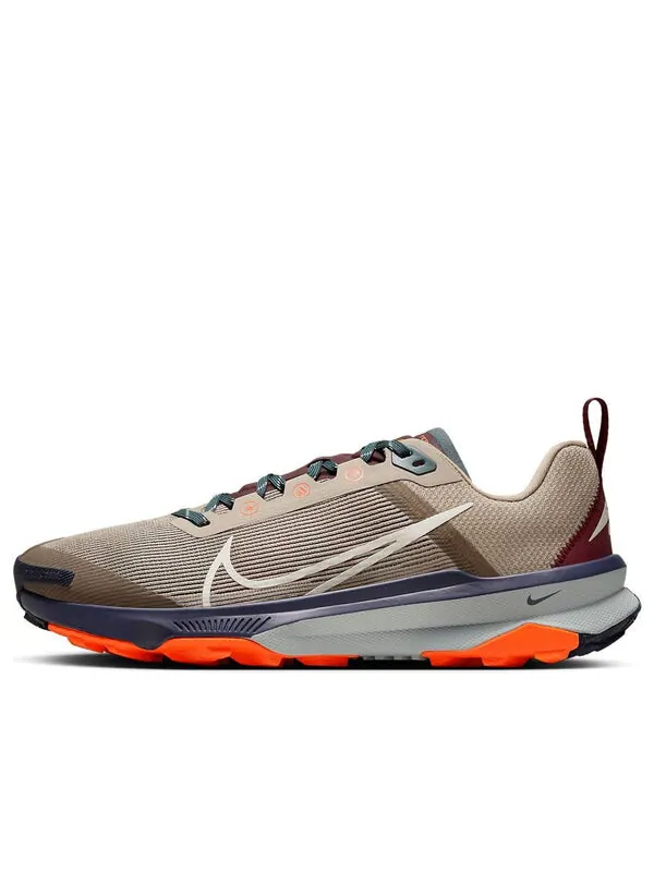 Кроссовки kiger 9 Nike — изображение 1 из 4, хаки/глубокий/оранжевый