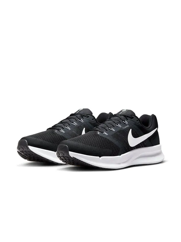 Кроссовки run swift 3 'black' Nike — изображение 3 из 4, черный/белый-серый