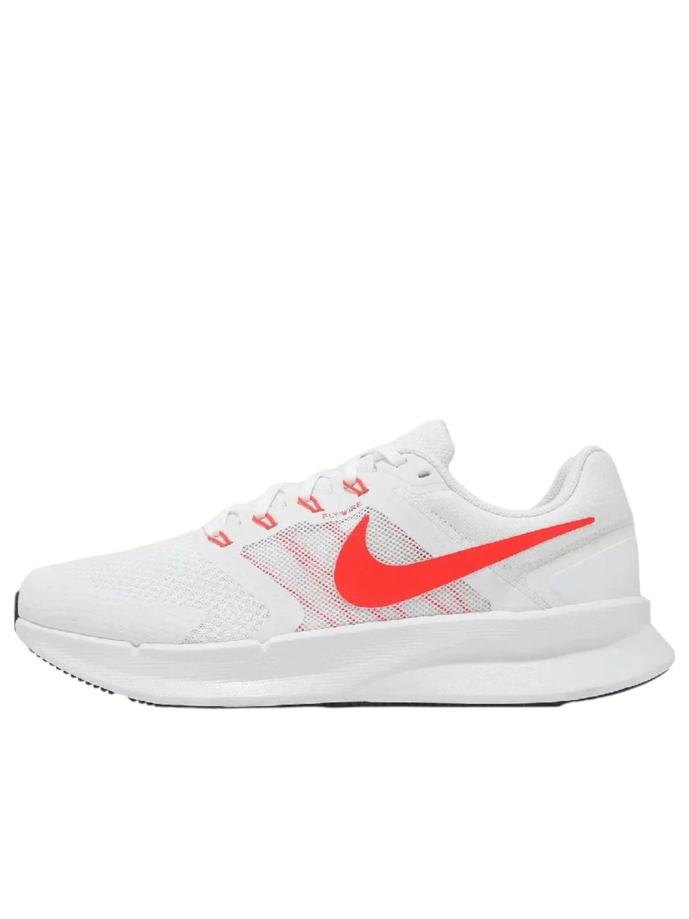 Кроссовки Nike Run Swift 3 'White Red' — изображение 1 из 4, белый